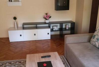 Inchiriez Apartament 2 camere Tineretului - 1