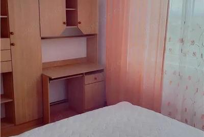Apartament Renovat cu 2 Camere si Parcare in Astra - 10
