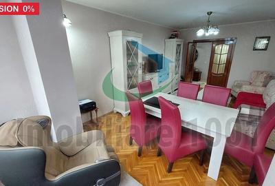 Apartament cu 4 camere decomandat în Central - 2