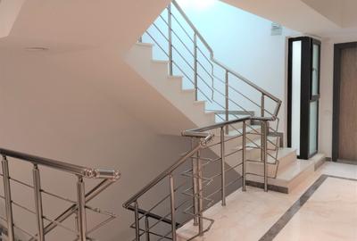 Apartament cu 2 camere decomandat în Central - 8