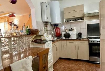 Casă cu 4 camere în Cazaci - 14