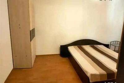Decomandat la etajul 1, mobilat și utilat pe strada Muntilor - 6