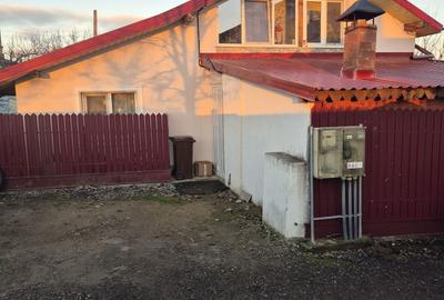 Casă cu 4 camere în Manolești - 2