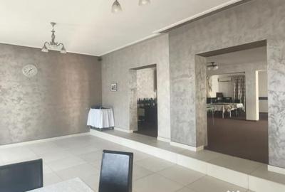 Spațiu comercial, de 2,100 mp, în Siret - 1