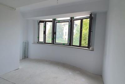 Apartament cu 3 camere în Eminescu - 13