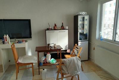 Apartament cu 2 camere semidecomandat în Tomis III - 4