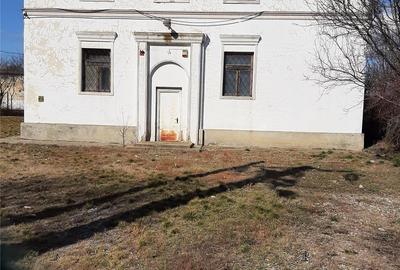 Spațiu comercial, de 596 mp, în Filipeștii de Pădure - 1