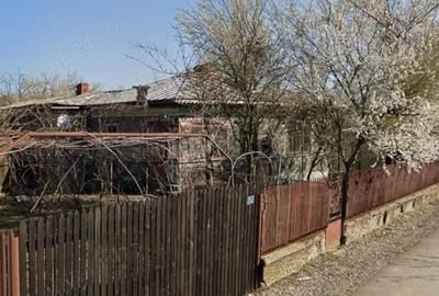 Casa batraneasca renovabila , 1000mp teren 30.000 euro negociabil Balteni - 1