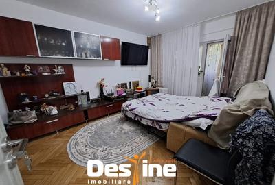 MIRCEA CEL BATRAN, Apartament 2 camere, decomandat, 109.900 Euro - 2
