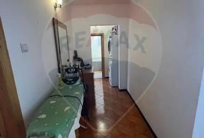 Apartament cu 3 camere decomandat în Central - 2