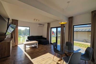 Vila superba situata langa lac si parc | Tunari - 1