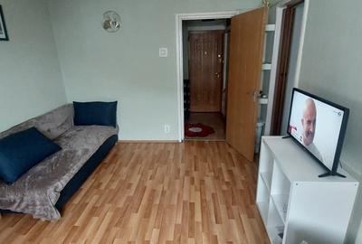 Apartament cu 2 camere semidecomandat, mobilat în Titan - 3