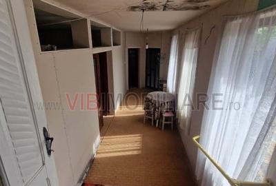 Maneciu Pamanteni - Casa  si anexa 170 mp construiti - 4 camere - 460 mp teren - 10