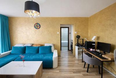 Apartament cu 2 camere decomandat în Podu Roș