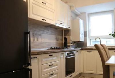 Apartament cu 2,5 camere, decomandat - zona Avantgarden Apartament cu 2,5 camere, decomandat - zona Avantgarden - 4