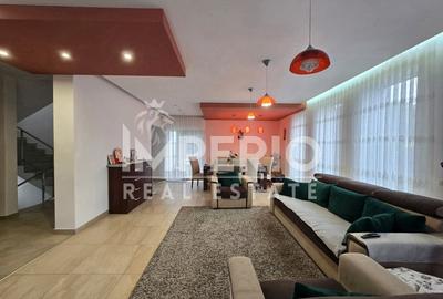 Casa individuala la cheie + garaj, curte spectaculoasa! - 2