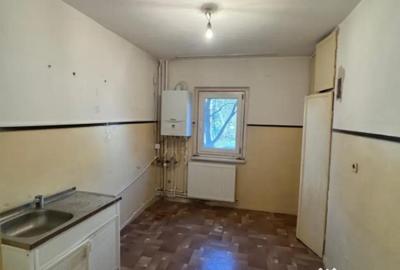 Apartament cu 2 camere semidecomandat în Rovine - 8