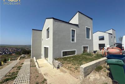 Duplex modern 3 dormitoare cu panorama superba Dezmir l  Str. Toamnei - 1