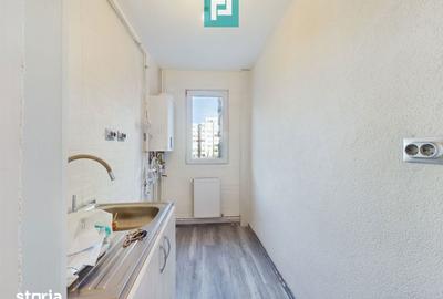 Apartament cu 3 camere semidecomandat în Șega - 20