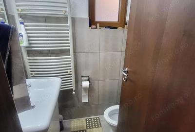 Apartament 5 camere,suprafata mare, curte, bloc 2006 - 4 nivele, Decebal, metrou - 5