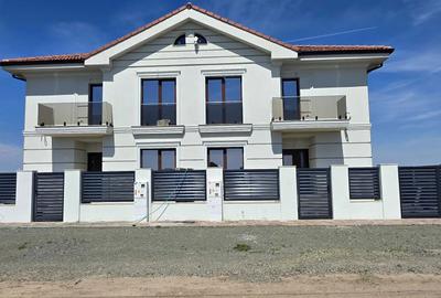 Casă cu 4 camere în Săcălaz - 2