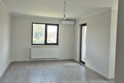 Spre vânzare apartament spatios, cu 2 camere, decomandat, bloc nou, etajul 2 - 7