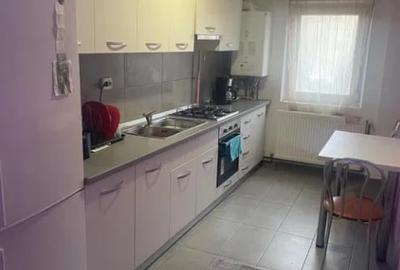 Garsoniera situata in zona Astra - 1