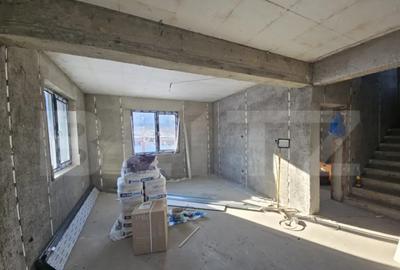 Casă cu 5 camere cu Teren 400 Mp în Valea Adâncă - 9