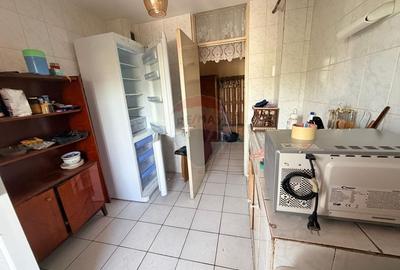 Apartament cu 2 camere decomandat, mobilat în Central - 3