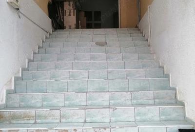 Spațiu comercial, de 150 mp, în Central - 5