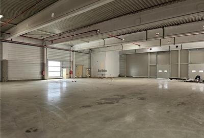 Spatiu Industrial - 2300 mp - Productie - Depozitare - Distributie