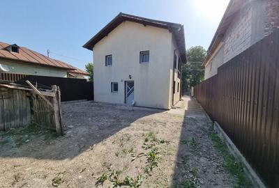 Casă cu 4 camere cu Teren 4448 Mp în Lăcusteni - 7
