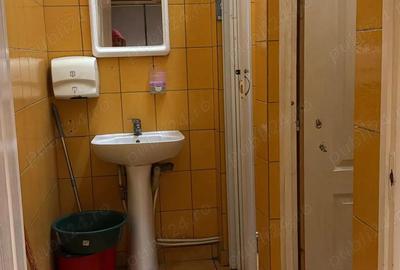 Spațiu comercial, de 100 mp, în Micro 15 - 2