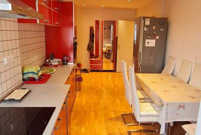 Inchiriez apartament 2 camere central - 2