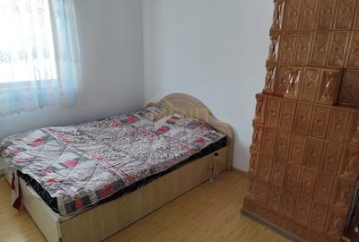 Casă individuală cu 6 camere cu Teren 2756 Mp în Băicoi - 13
