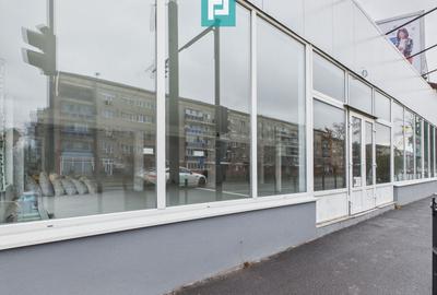 Spațiu comercial, de 198.30000305176 mp, în Cantemir - 2