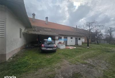 Casă cu 5 camere cu Teren 2000 Mp în Recea - 8