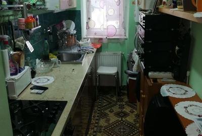 Apartament cu 3 camere semidecomandat în Botizului - 2