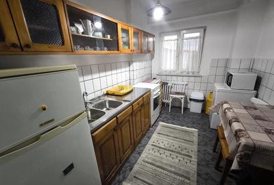 Apartament cu 3 camere decomandat în Central - 2