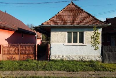 Casă cu 3 camere cu Teren 1000 Mp în Chiheru de Jos - 1