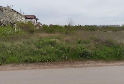 Teren intravilan de 5000 mp, în Central