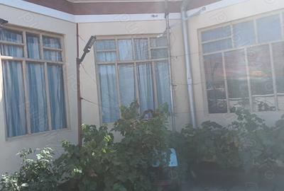 Casă cu 6 camere în Alioș - 8