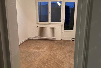 Vand apartament 2 camere Deva - 1