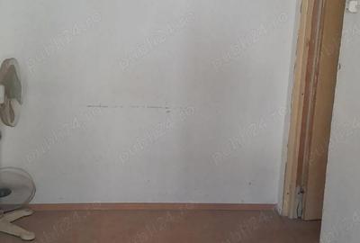 Apartament cu 2 camere decomandat în Micro 11