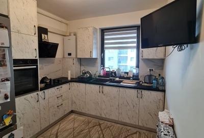 Apartament cu 2 camere decomandat, mobilat în Tractorul - 9