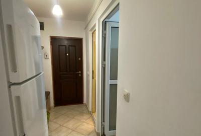 Garsonieră decomandată în 13 Septembrie