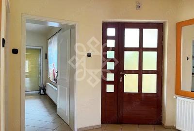 Casa de vanzare cu teren 523 mp in Sanmartin - 19