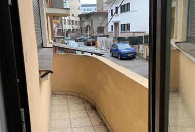 Apartament cu 3 camere semidecomandat în Dorobanți - 16