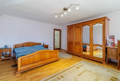 Casă individuală cu 4 camere cu Canalizare în Central - 3