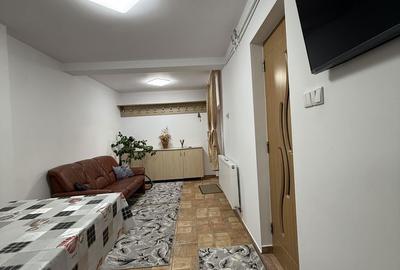 Casă cu 2 camere cu Teren 100 Mp în Central